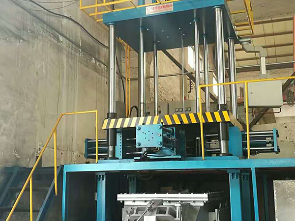 低壓鑄造機(jī)