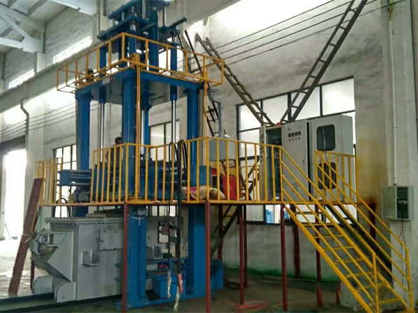 低壓鑄造機